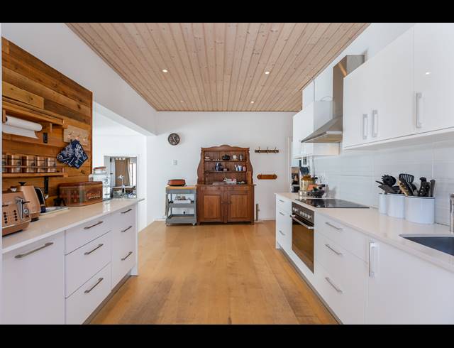 3 BEDROOM HOUSE FOR SALE IN HEATHFIELD